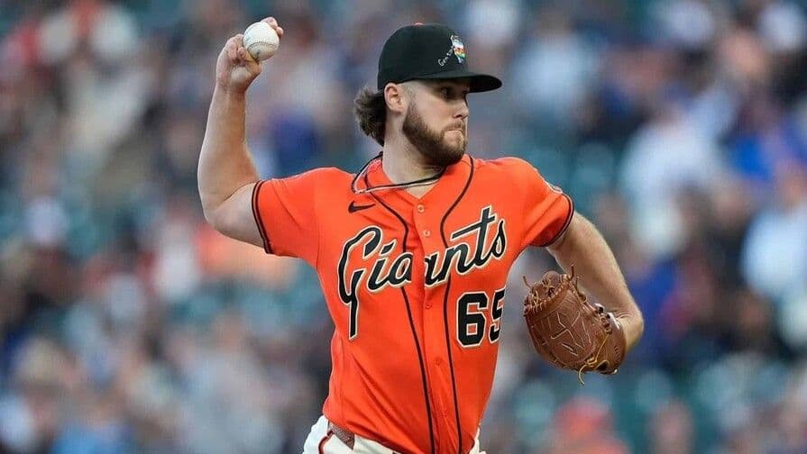 MLB advierte a jugadores de los Gigantes por mensajes religiosos en Noche del Orgullo