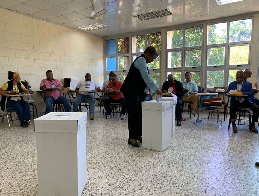 Elecciones en la UASD: Comunidad universitaria elige nuevas autoridades