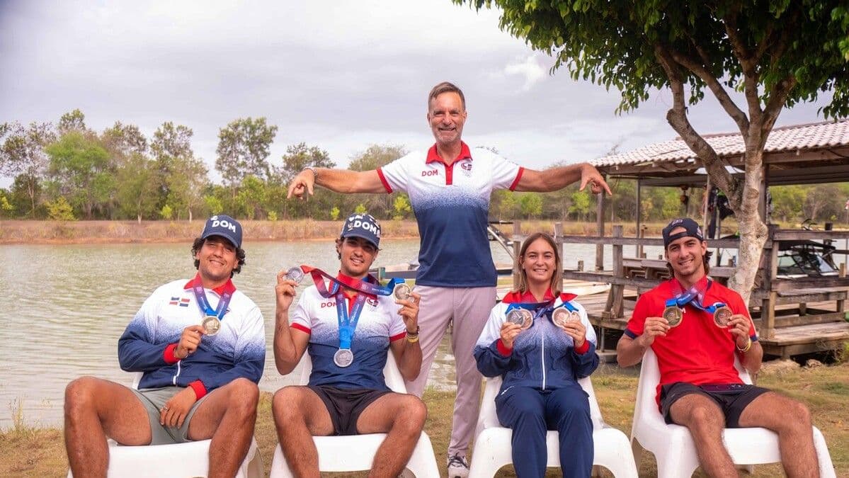Familia Pigozzi busca apoyo para el esquí náutico en República Dominicana