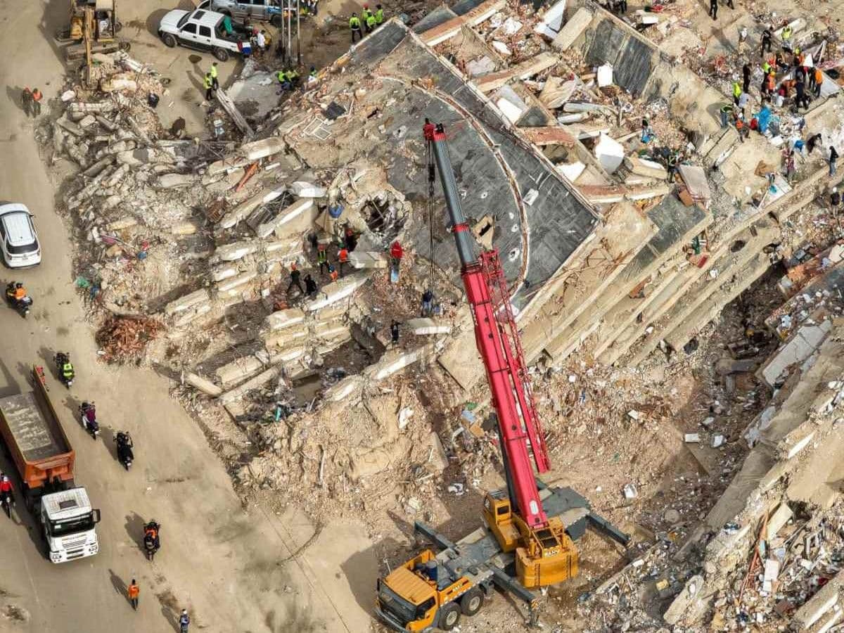 Colombia declara estado de emergencia tras devastador sismo