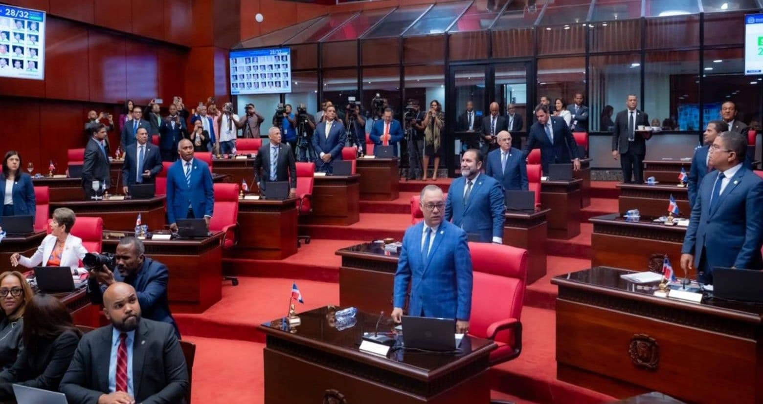 Senado aprueba reformas al Código Penal y modificaciones al Presupuesto 2026