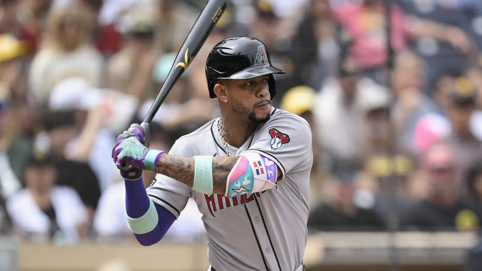 Ketel Marte elimina referencias a los Diamondbacks en Instagram, generando especulaciones