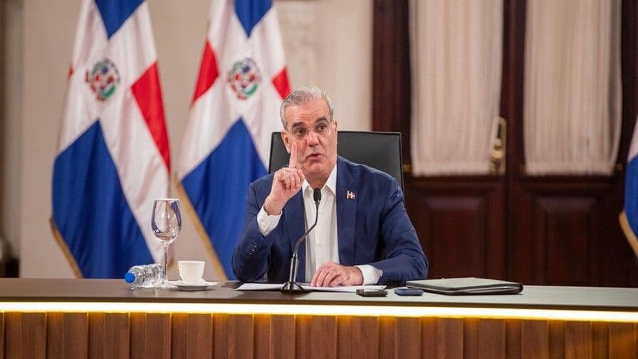 Pedro Martínez agradece a Luis Abinader por apoyo al Complejo Educativo y Deportivo
