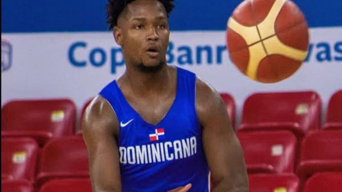 Andrés Feliz asume como capitán de la selección dominicana de baloncesto