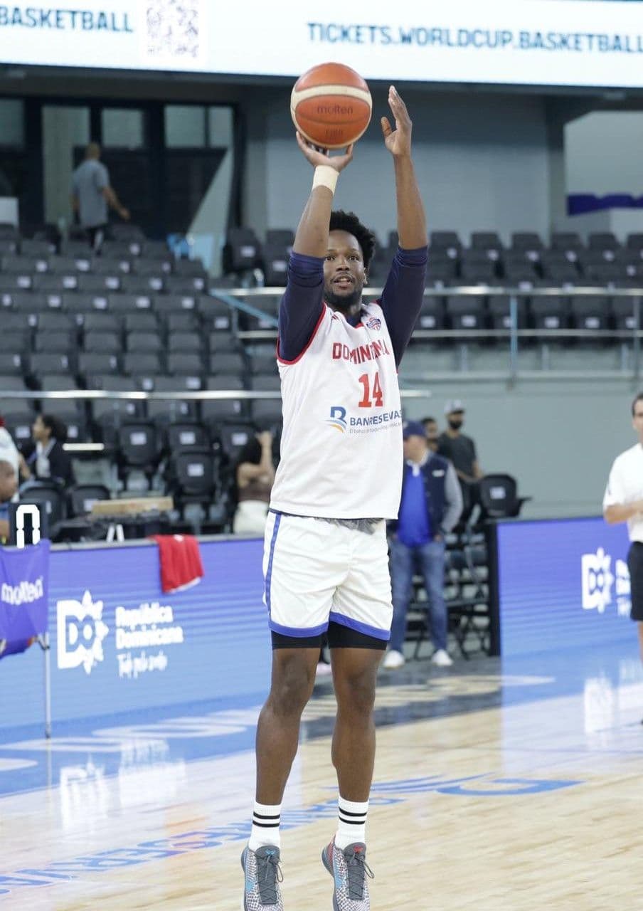 Selección dominicana de baloncesto lista para enfrentar a Estados Unidos