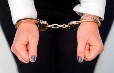 Fiscalía solicita prisión preventiva para policía acusada de homicidio de su hija