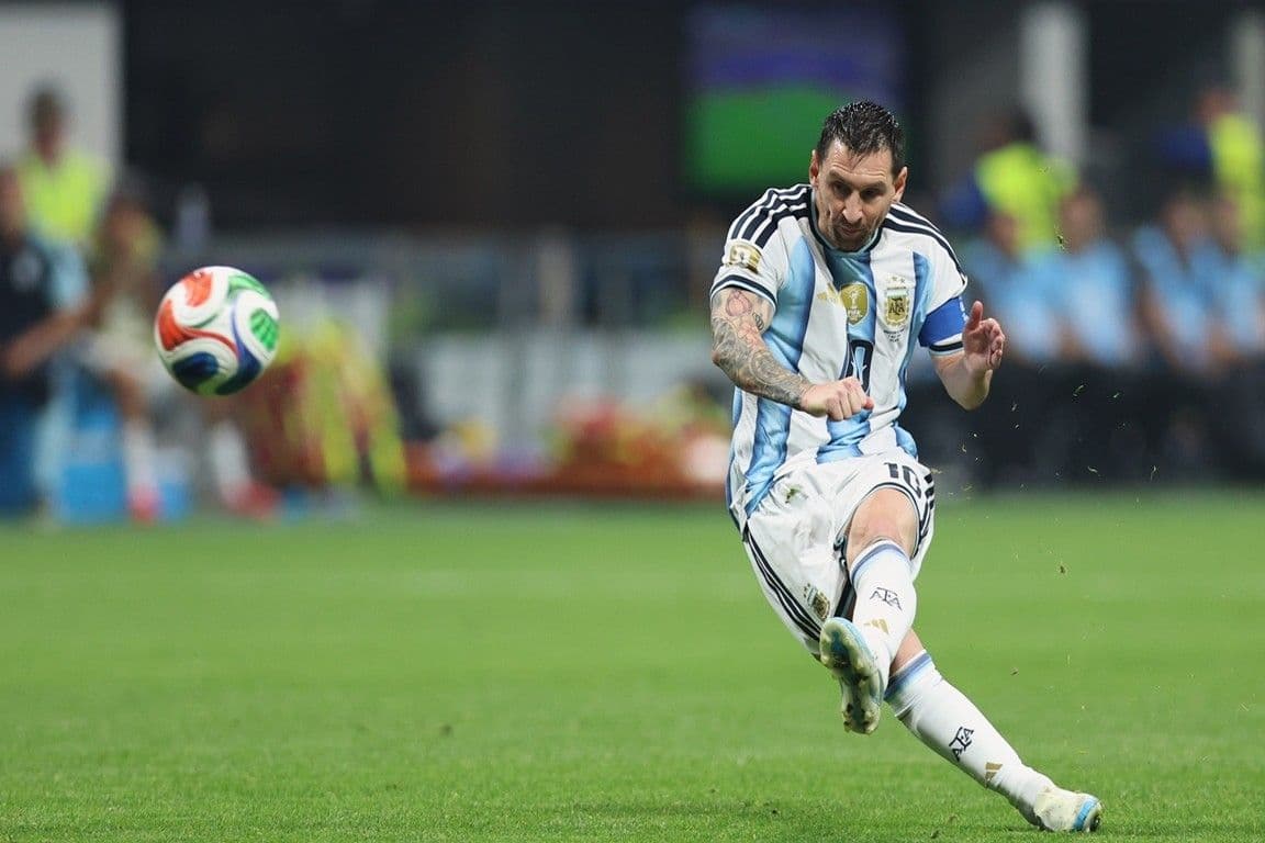 Lionel Messi lidera remontada de Argentina sobre Egipto en el Mundial
