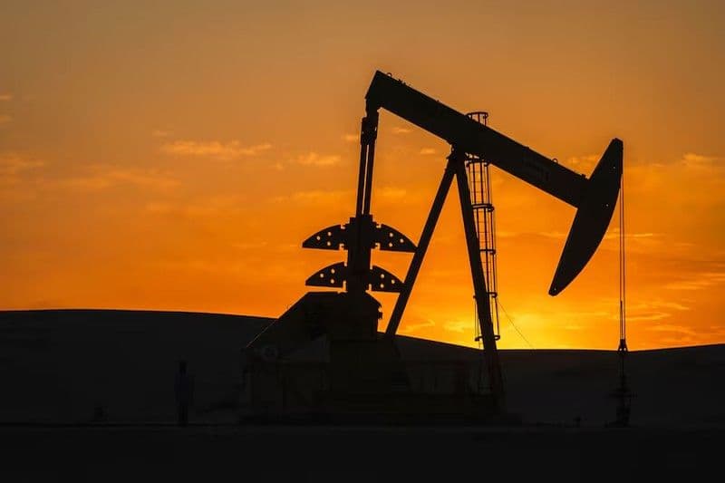 El petróleo de Texas sube 2,3 % hasta 85,57 dólares por barril