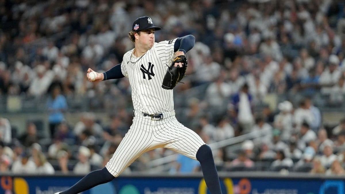 Cam Schlittler destaca en la victoria de los Yankees sobre los Azulejos