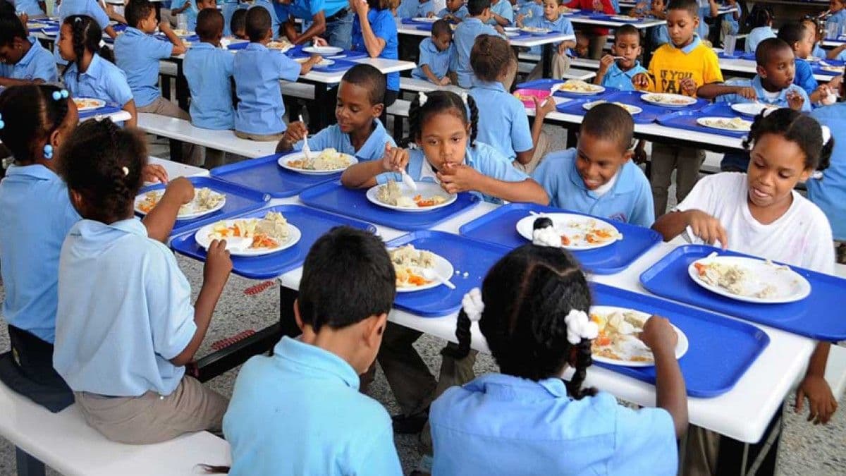 Educadora destaca la importancia de la primera semana de clases y la alimentación adecuada