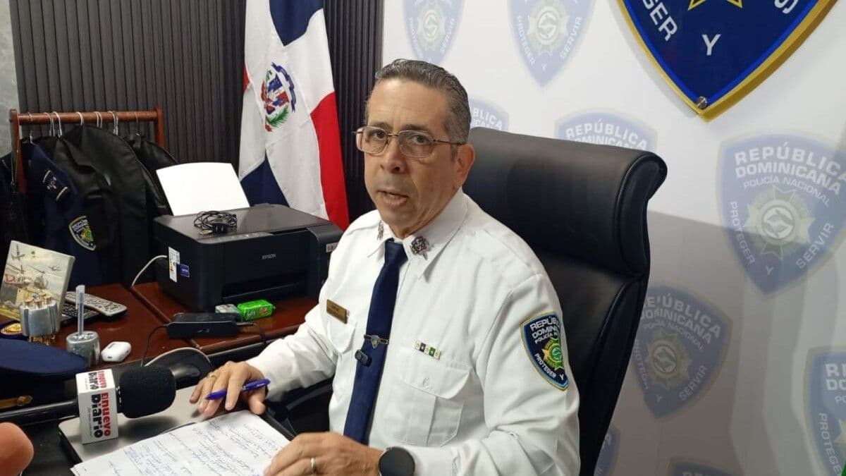Autoridades rescatan a 14 menores durante operativo en San Cristóbal