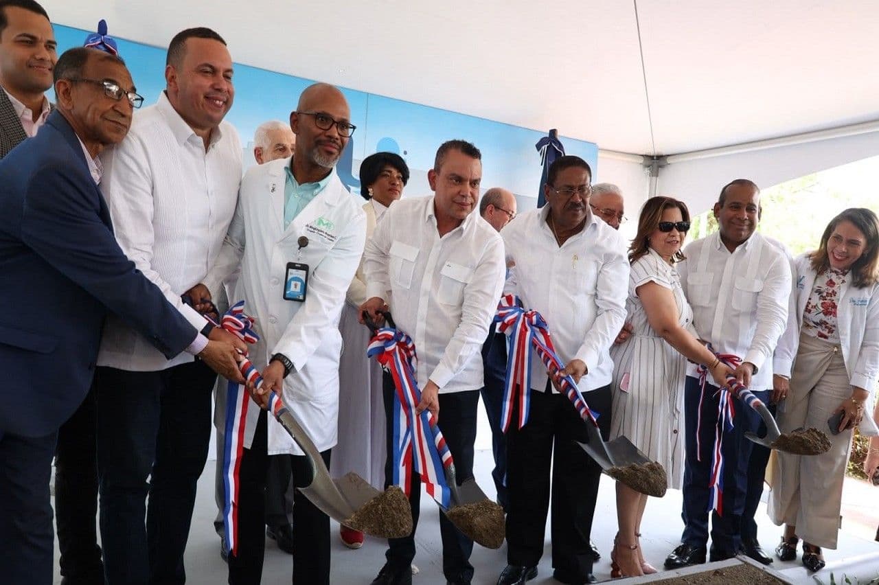 Inicia remozamiento del Hospital Gautier con inversión millonaria