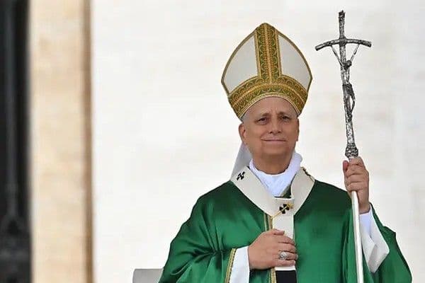 El papa León XIV llama a superar miedos y prejuicios en Asís