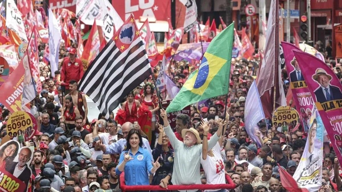Lula da Silva: Cuatro mandatos presidenciales y una vida de lucha
