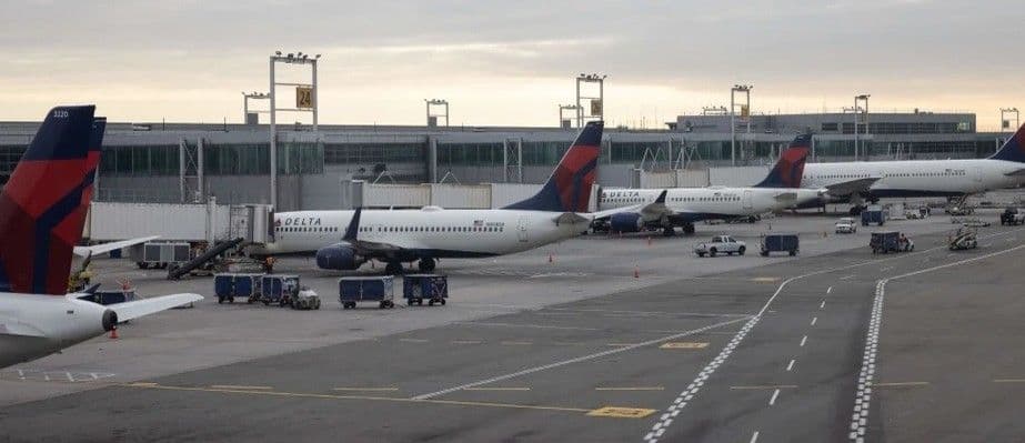 Cancelan 18 vuelos en el Aeropuerto Las Américas por mal clima en Nueva York