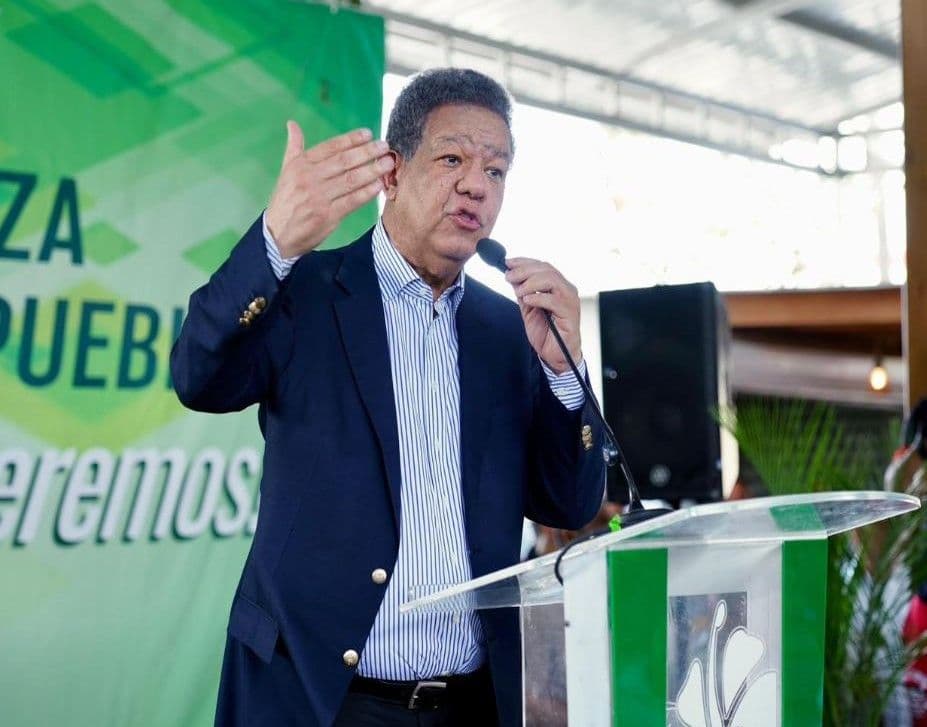 Leonel Fernández critica muerte de joven a manos de la Policía