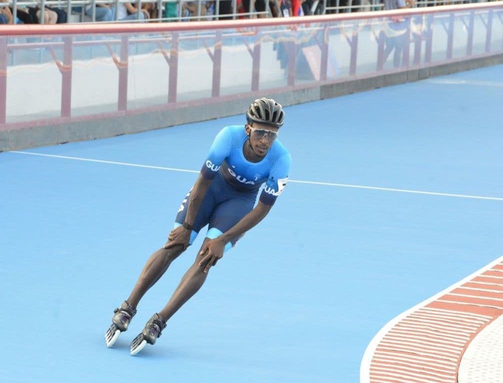 Faberson Bonilla gana oro en patinaje de velocidad en Juegos Centroamericanos