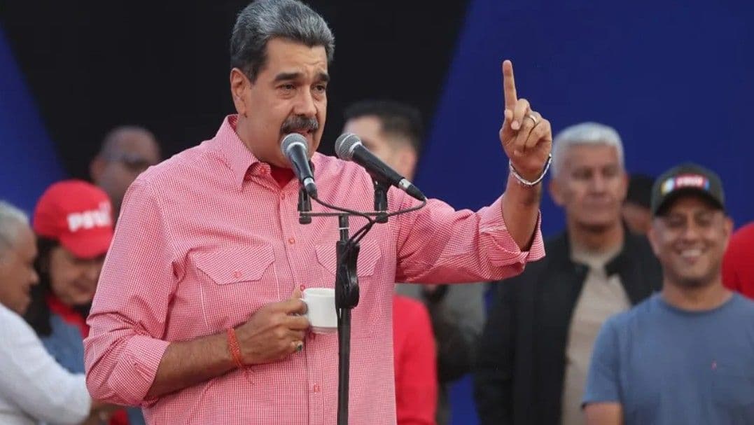 Maduro saluda el diálogo para la convivencia en Venezuela desde su cuenta en X