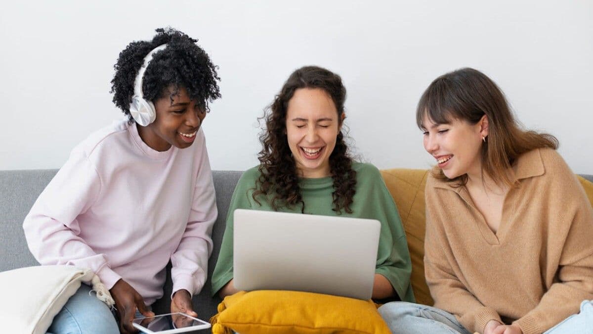 El 22% de los jóvenes latinoamericanos ve la IA como una amiga