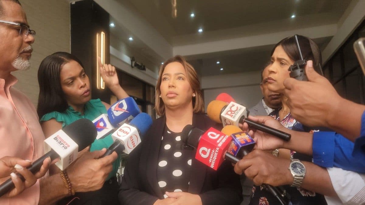 Diputada propone acumulación de fondos de medicamentos no usados
