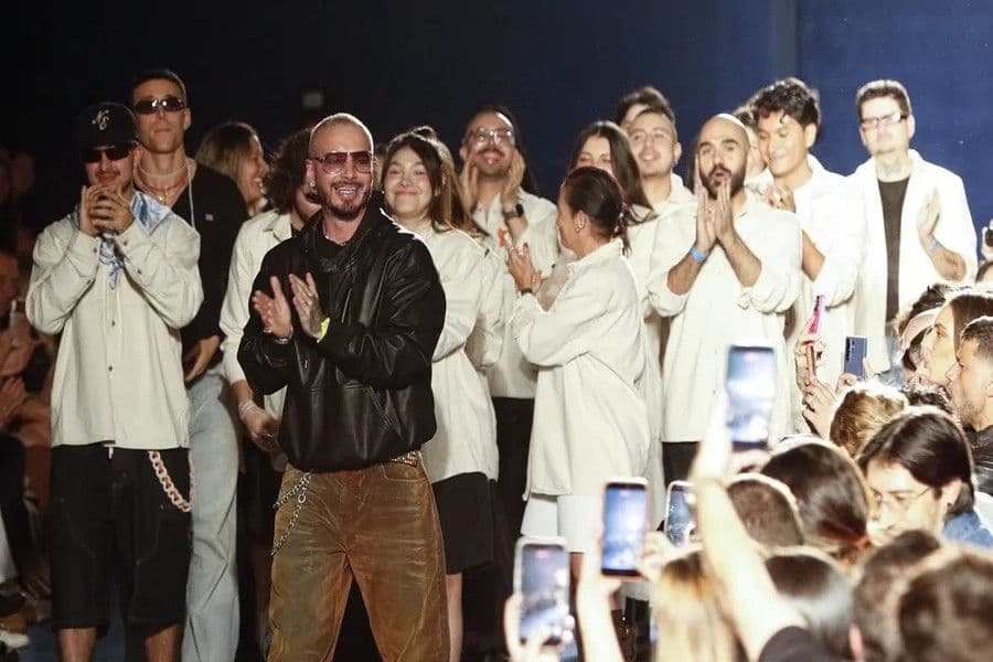 J Balvin inaugura Colombiamoda 2026 con pasarela inspirada en la artesanía colombiana