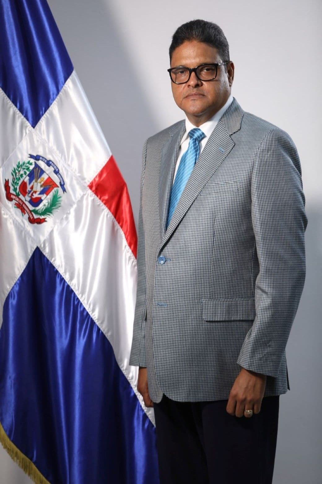 Juan Manuel Méndez García asume dirección del INTRANT