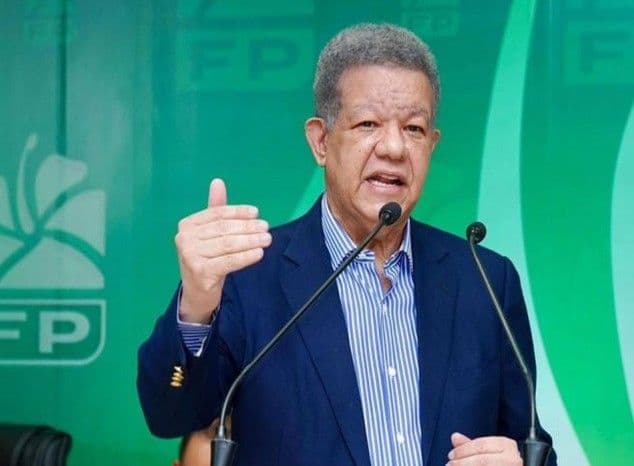 Leonel Fernández destaca en simpatía entre votantes dominicanos en Nueva York