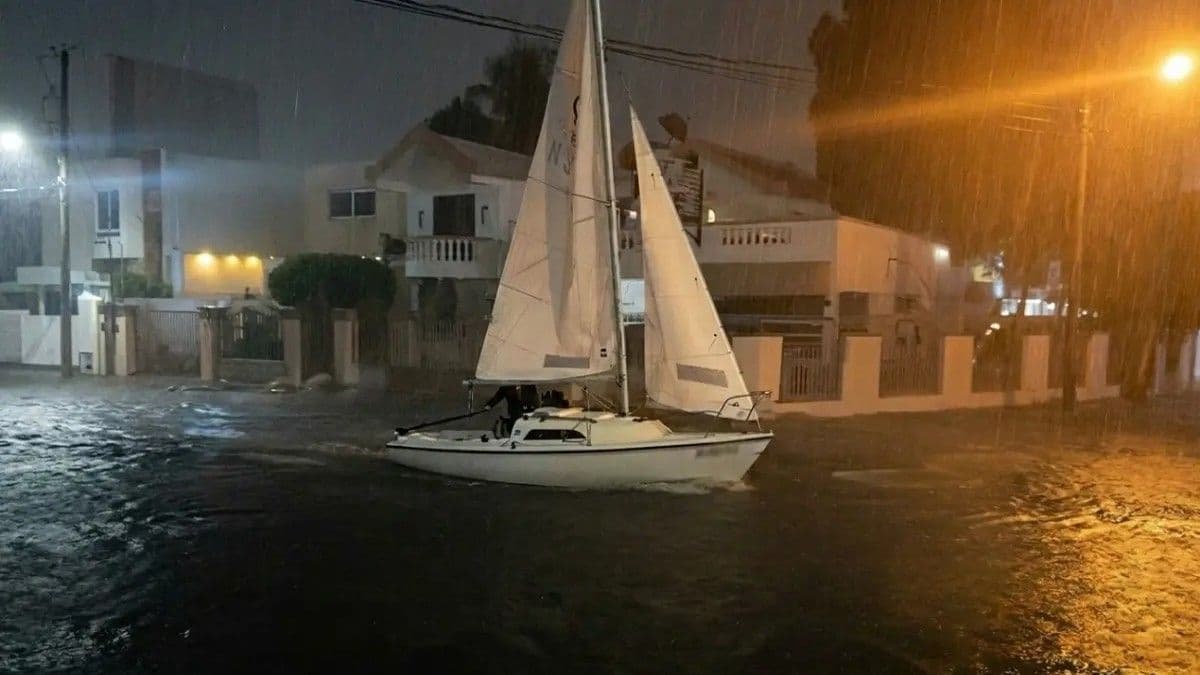 Lluvias afectan 150 viviendas en Santiago