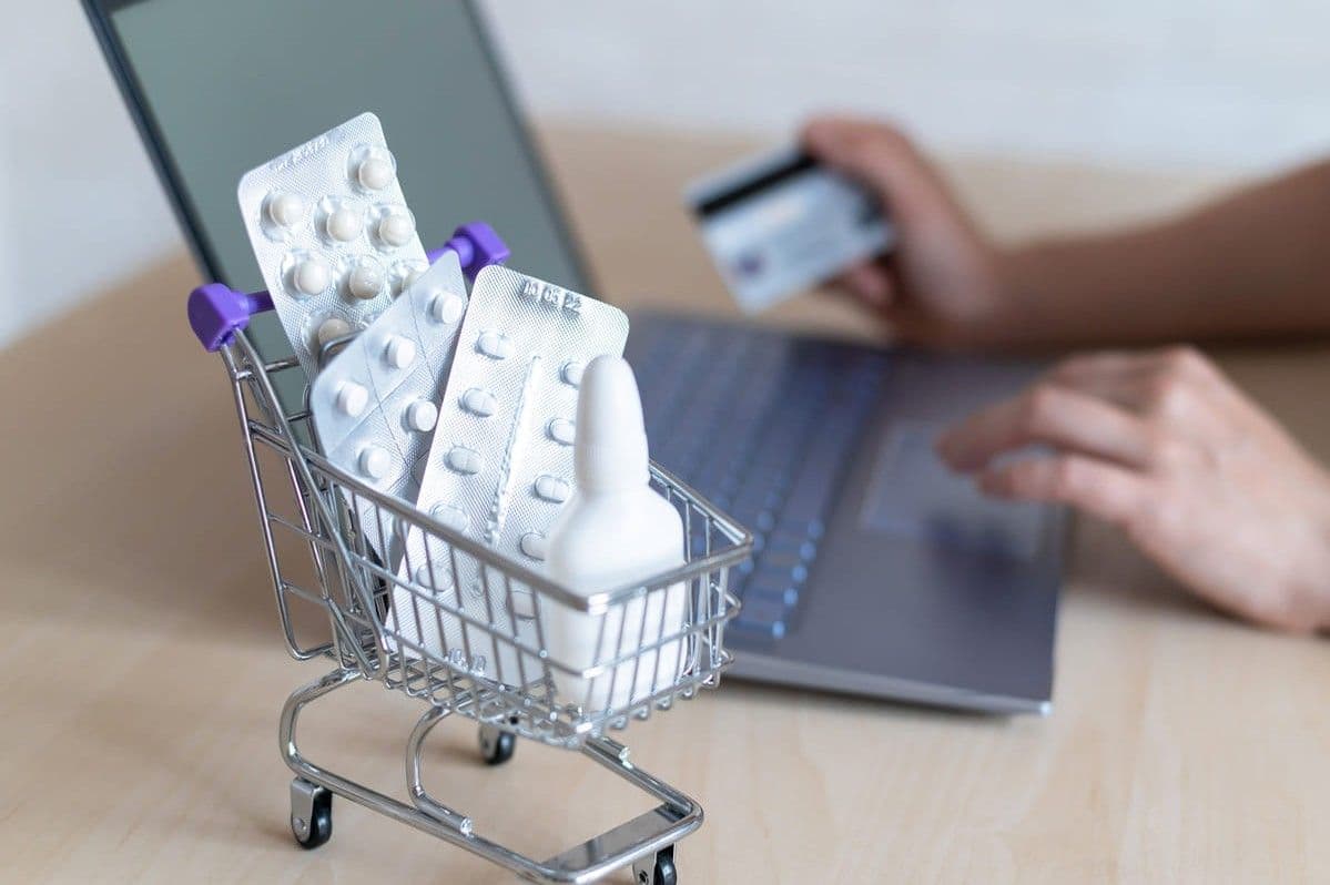 Preocupación por venta de productos sanitarios no autorizados en redes sociales