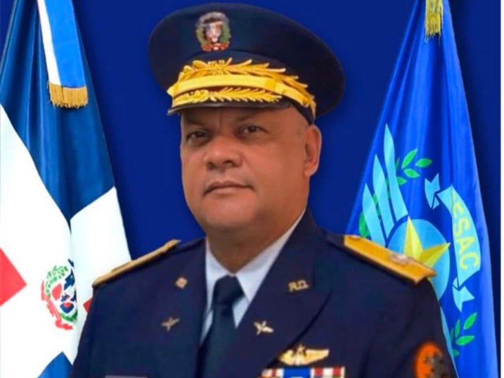 Abinader realiza cambios en la cúpula militar dominicana