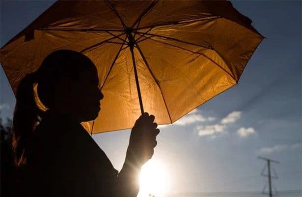 Pronóstico del tiempo: aguaceros y tormentas eléctricas para el domingo