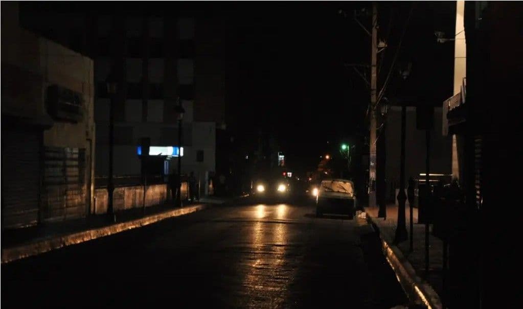 Cuba enfrenta apagones masivos por crisis energética