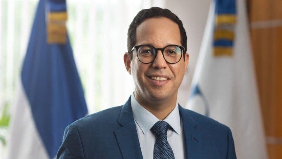 Mejoras salariales en el sector salud bajo el gobierno de Abinader