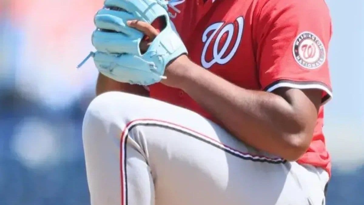Jarlin Susana impresiona con lanzamiento de 104 mph en Triple-A