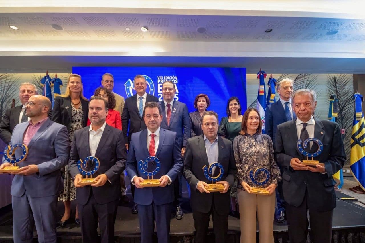 La Unión Europea celebra el fortalecimiento de relaciones comerciales con República Dominicana y CARIFORO