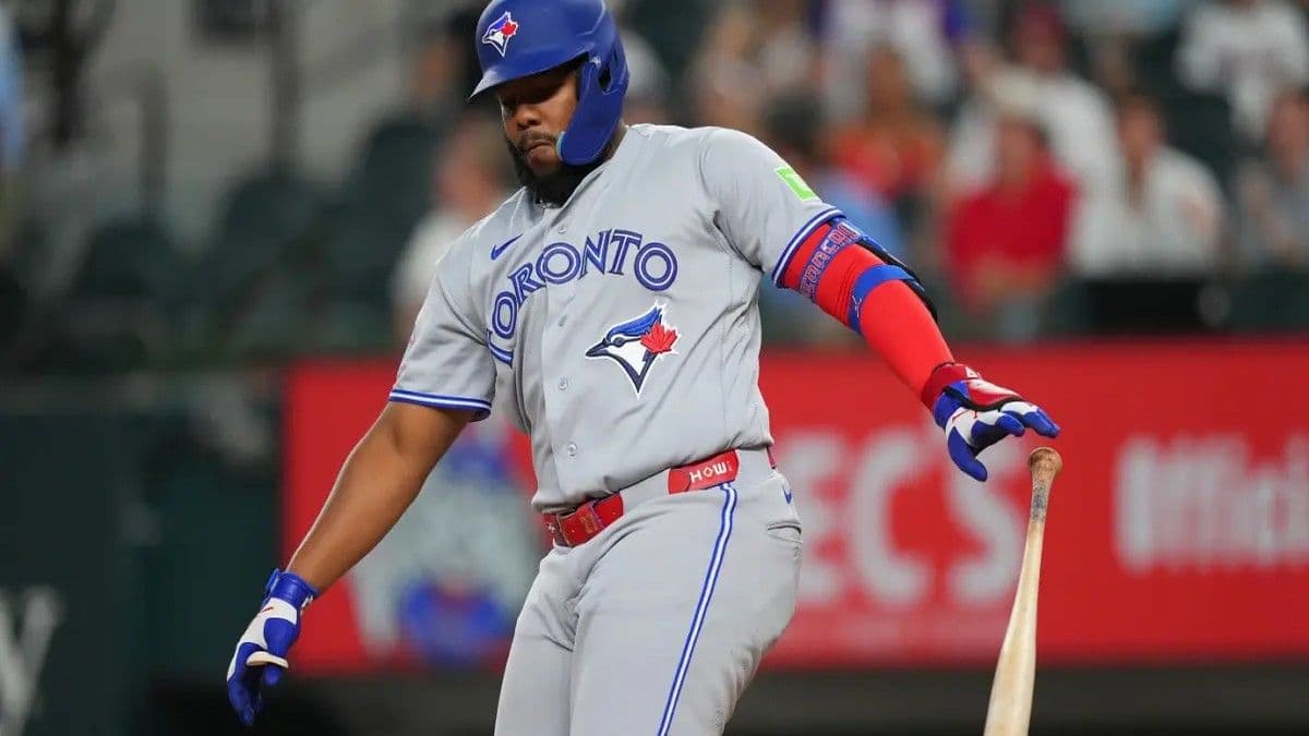 Vladimir Guerrero Jr. ausente por lesión en la espalda