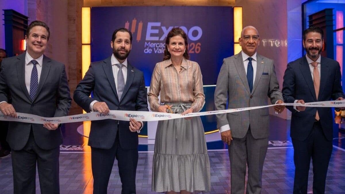 Raquel Peña inaugura Expo Mercado de Valores 2026