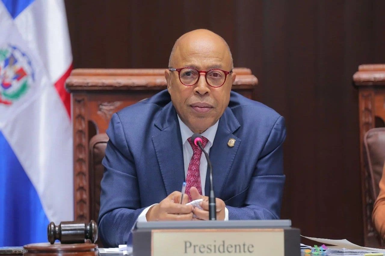 Alfredo Pacheco elogia a Trump por avances en negociaciones con Irán