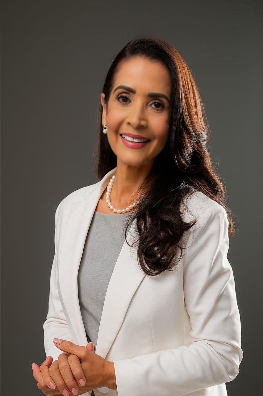 Ana Jacqueline Ureña lidera elecciones en Facultad de Humanidades de la UASD
