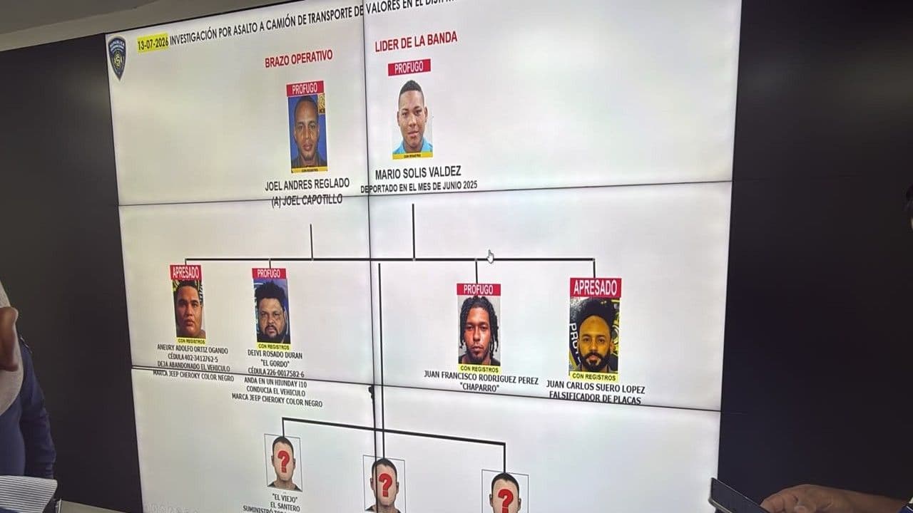 Capturan a dos implicados en asalto a camión de valores en Monte Plata