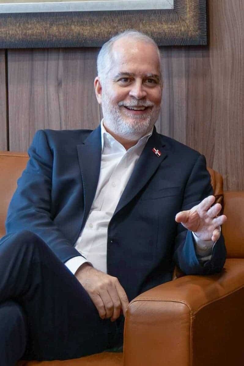 Alejandro Fernández W: Planes futuros tras dejar la Superintendencia de Bancos