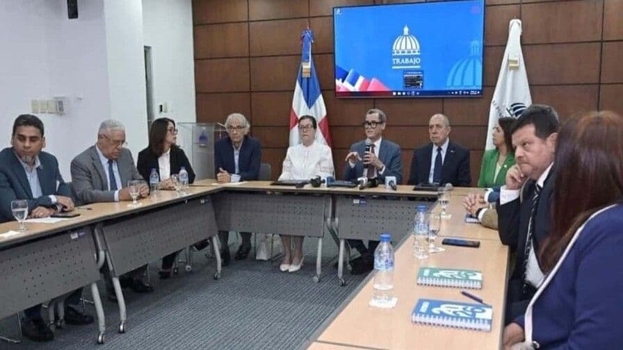 Andeclip y ARS alcanzan acuerdo sobre tarifas de servicios de salud