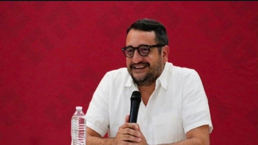 Andrés Manuel López Beltrán denuncia revocación de su visa por EE. UU.