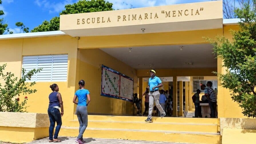 Escuela en Barahona sin Policía Escolar tras incidente violento