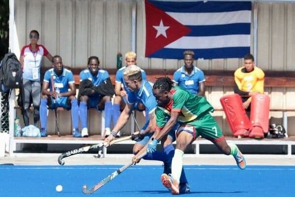 Atleta cubano de hockey sobre césped abandona delegación en Santo Domingo