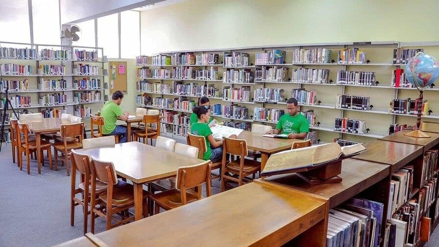 Cierre de bibliotecas públicas en República Dominicana genera preocupación