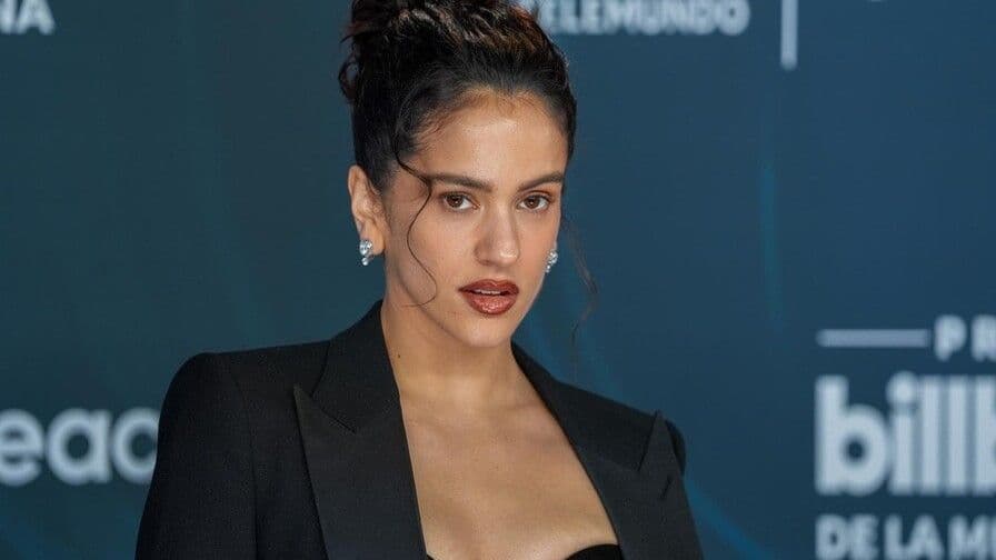 Bad Bunny, Karol G y Romeo Santos entre los ganadores de los Premios Billboard Latinos 2026