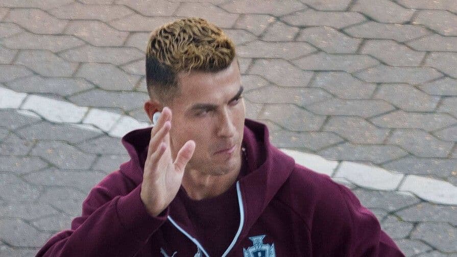 Cristiano Ronaldo rinde homenaje a Lionel Messi tras su retiro internacional