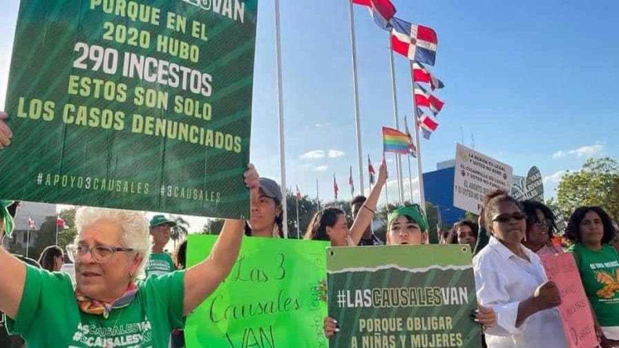 Juristas proponen incluir tres causales en el Código Penal