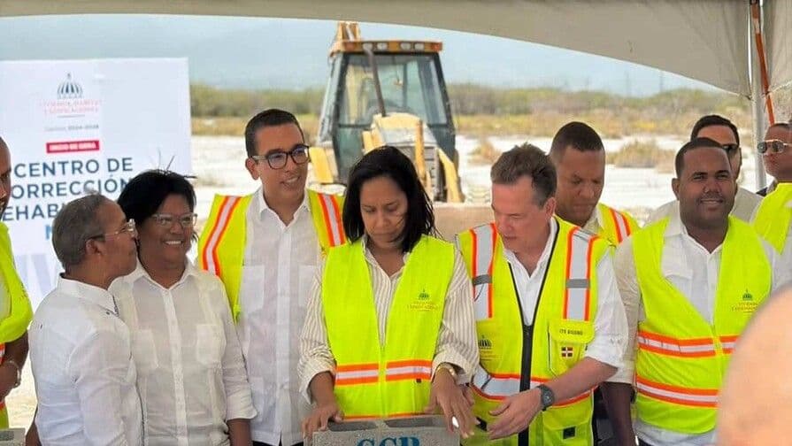 Inicia construcción del Centro de Corrección y Rehabilitación en Neiba